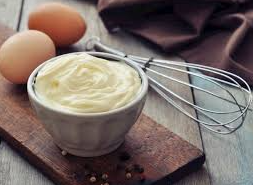 Ev Yapımı Mayonez: Kontrollü Lezzet ve Besin Değeri