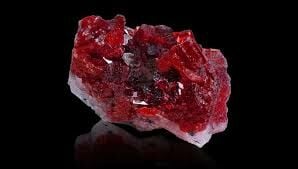 Yakut Taşının Faydaları ve Özellikleri Nelerdir? Yakut Taşı Ne İşe Yarar? Neye İyi Gelir, Faydaları Neler?