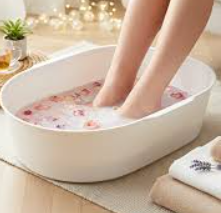 Tüm Yorgunluğunuzu Alın: Huzurlu Uyku ve Derin Rahatlama İçin Doğal Ayak Banyoları