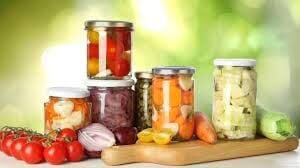 Bağırsakların Süper Kahramanları: Fermente Turşular Neden Sağlıklı Yaşamın Anahtarı?