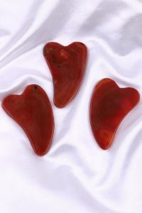Kırmızı Akik - Gua Sha Masaj Taşı