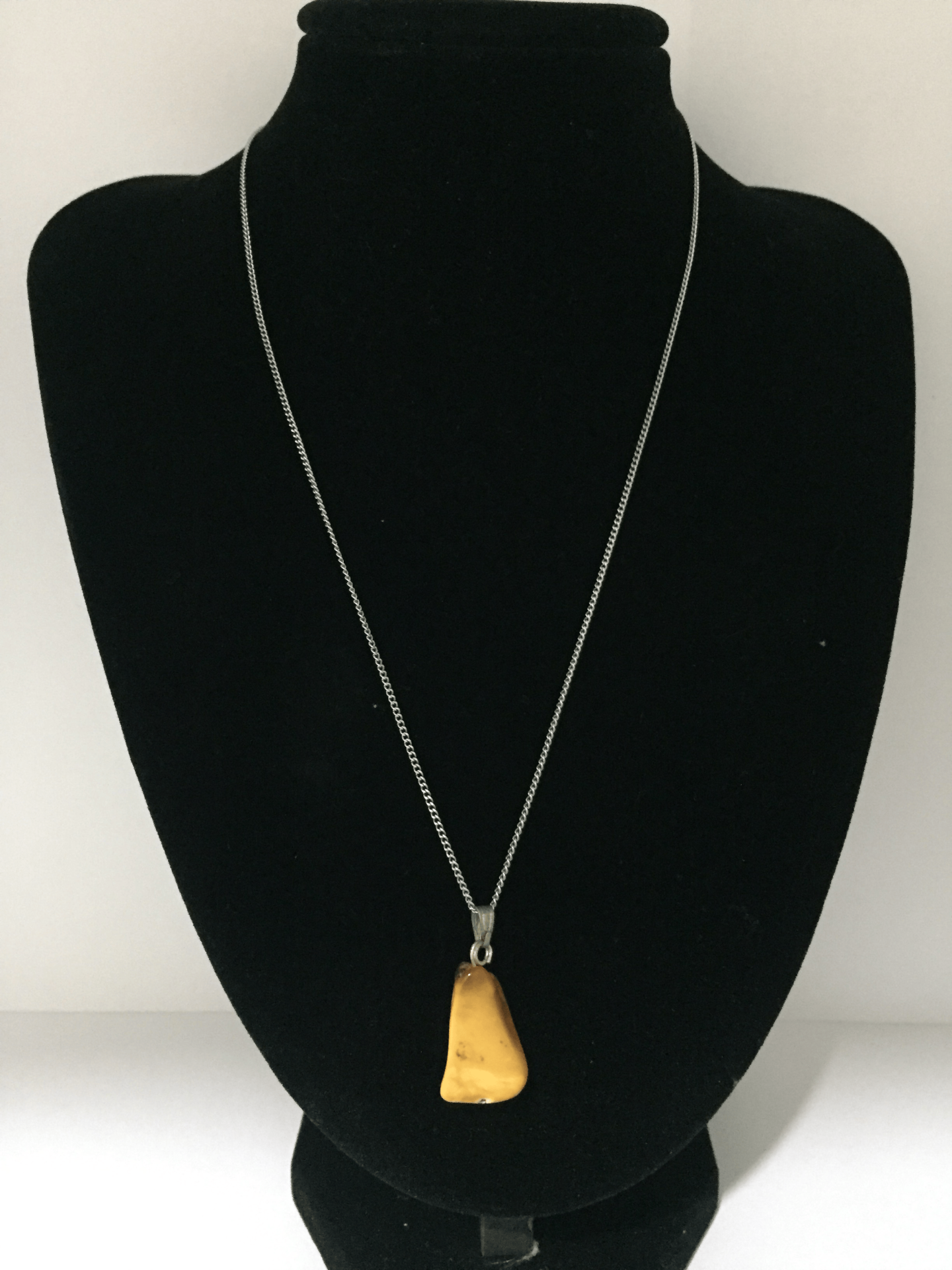 Kehribar Kolye Ucu - Model 1